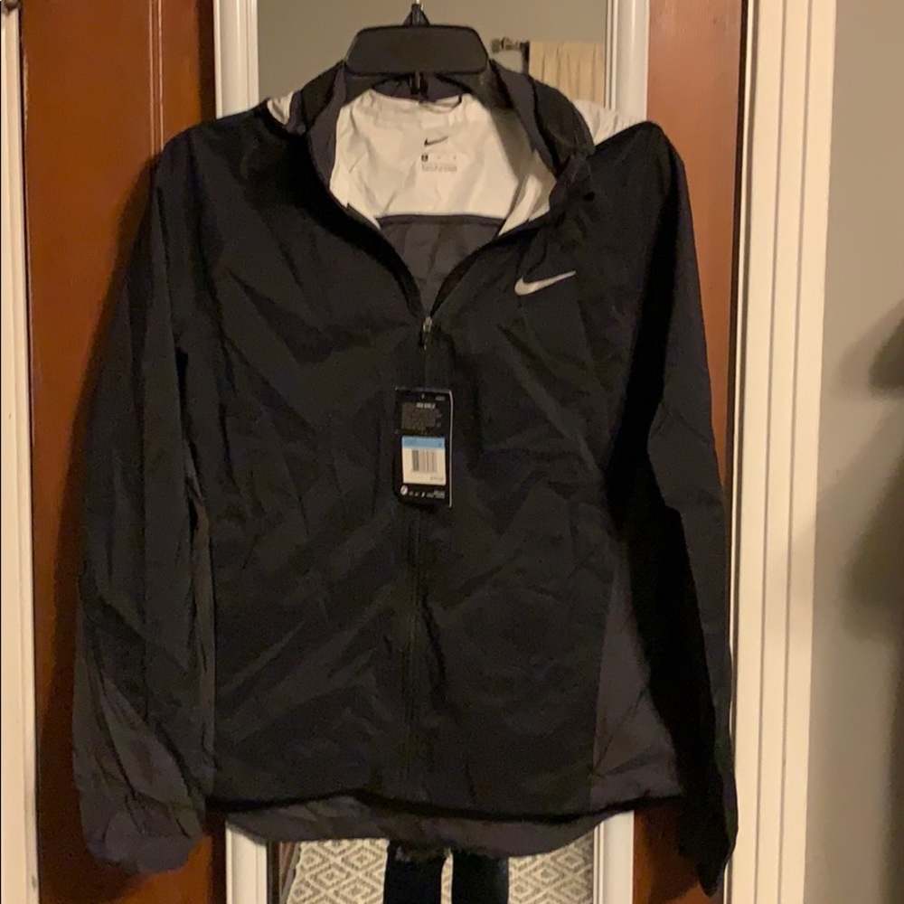 Nike wind breaker